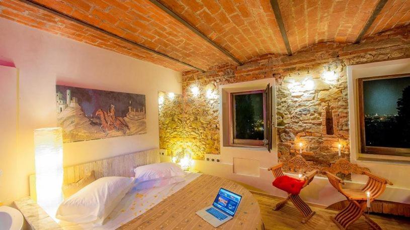 Castello Di Montalbano Bed & Breakfast Firenze Bagian luar foto